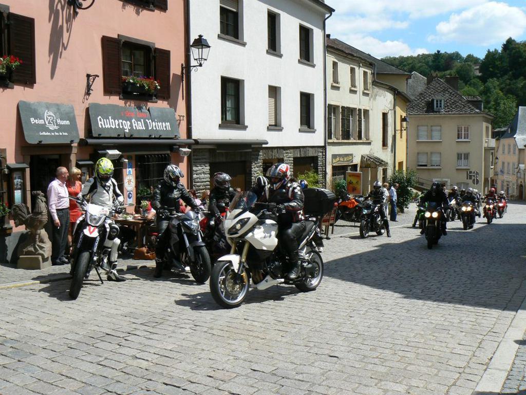 Auberge Aal Veinen Vianden Esterno foto